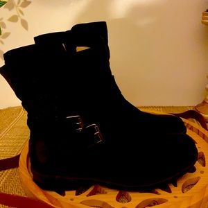 Boots grey and black